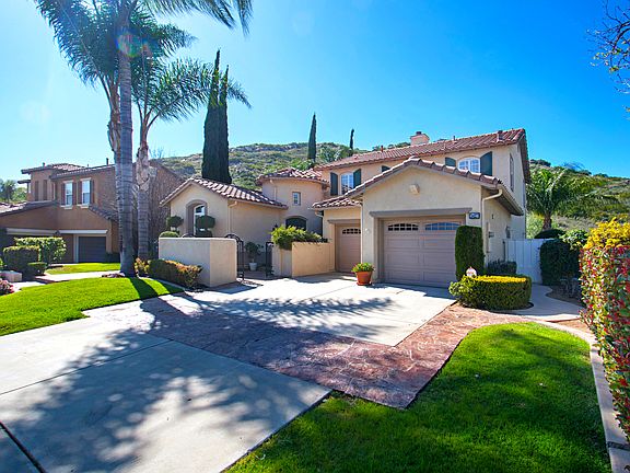 3rd image of 3427 Wild Oak Ln