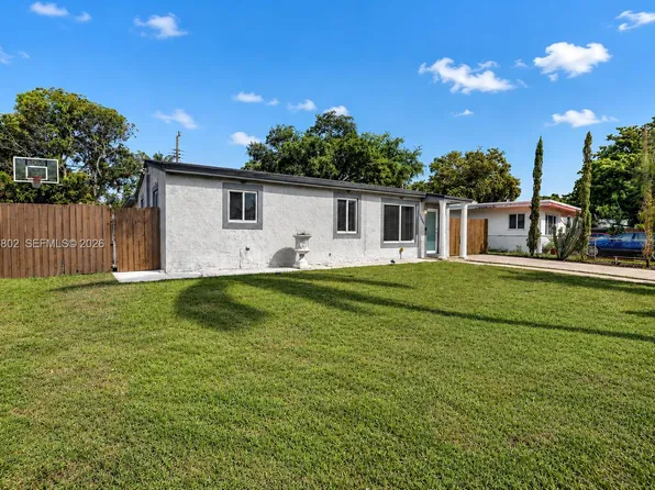 1300 N 70th Ter, Hollywood, FL 33024