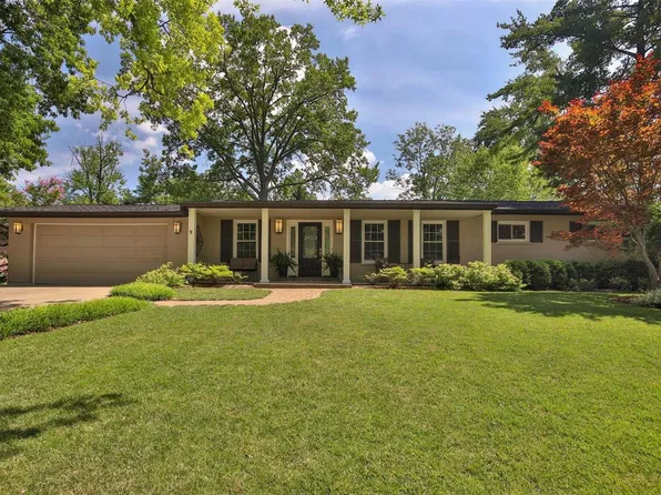 520 Gascony Way, Saint Louis, MO 63122