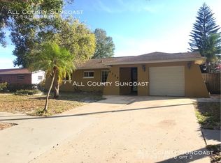 8354 79th Ave, Seminole, FL 33777
