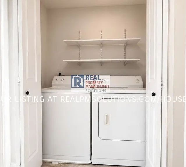 7670 N Mississippi Ave — Photo 57