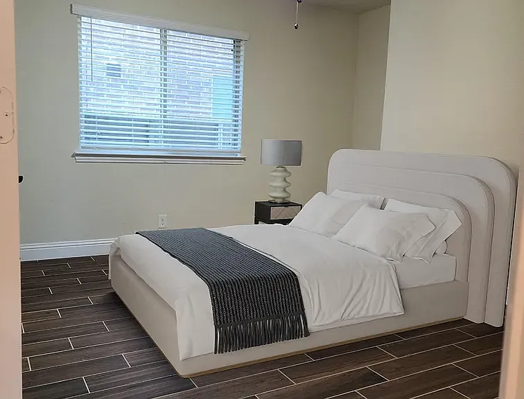 7512 Windy Meadow Dr — Photo 8