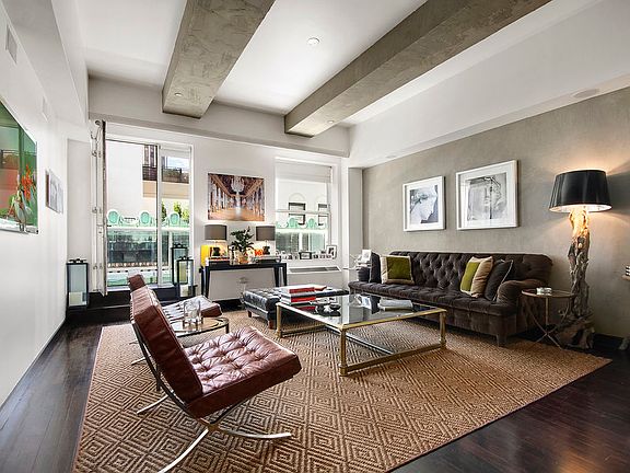 2nd image of 15 Broad St APT 2328