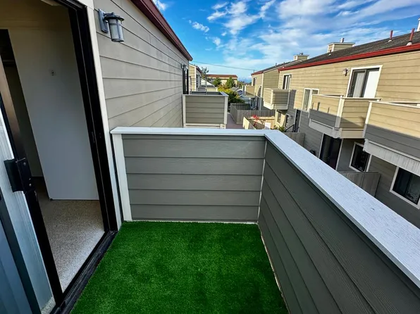 402 Watson St APT 6, Monterey, CA 93940
