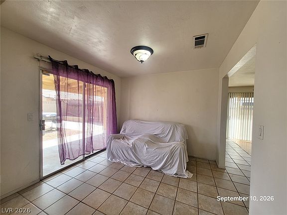 4th image of 6801 High Bluff Way