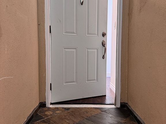 3rd image of 429 N Palm Ave APT C