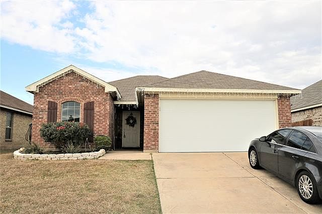 1st image of 2812 Carolina Dr