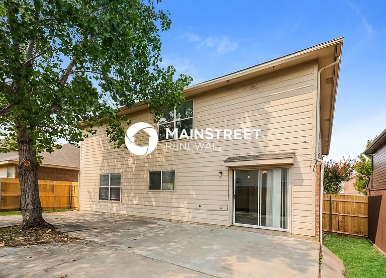 4820 Trail Hollow Dr — Photo 17