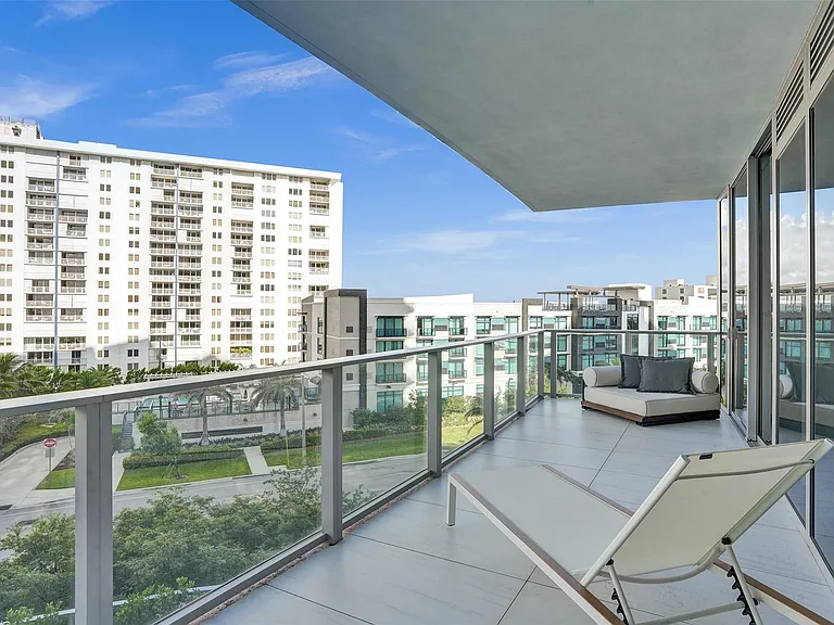 2200 N Ocean Blvd #S406 — Photo 41
