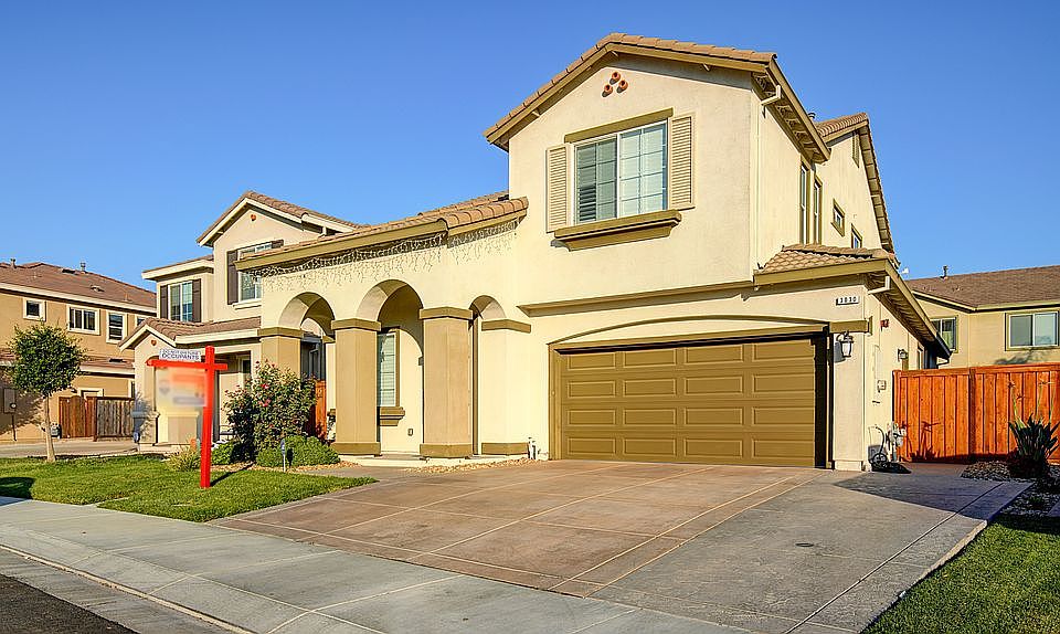 1st image of 3030 Duke Cir