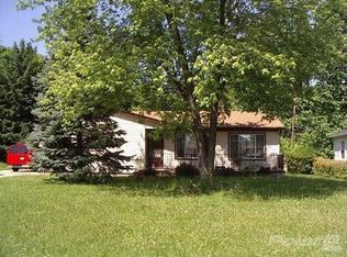 15870 Allen Rd, Taylor, MI 48180