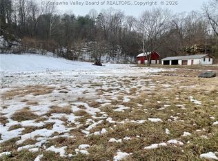 309 Hemlock Rd, Ravenswood, WV 26164