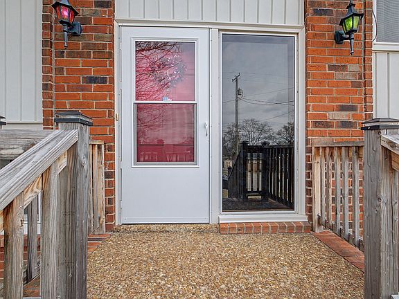 4th image of 311 Donna Dr