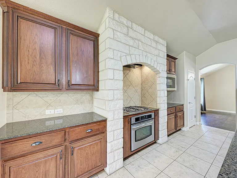 18308 Shallow Pool Dr — Photo 14