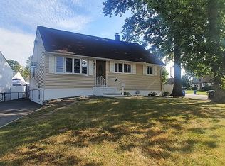 2 Falmouth Rd, Iselin, NJ 08830