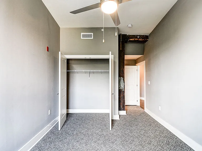 Floor plan 2 bedroom