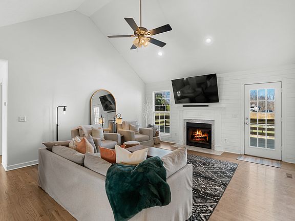 5th image of 1021 Somerville Dr