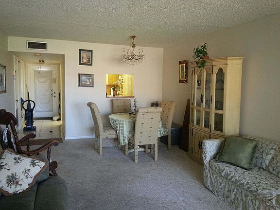 4th image of 10303 Sunrise Lakes Blvd APT 304