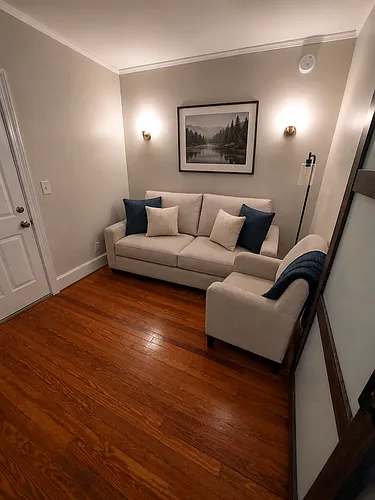 5107 Roland Ave #2R Photo 1