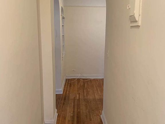 5th image of 6445 Booth St APT 209