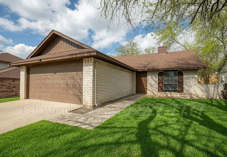 3421 Turnabout Loop — Photo 1