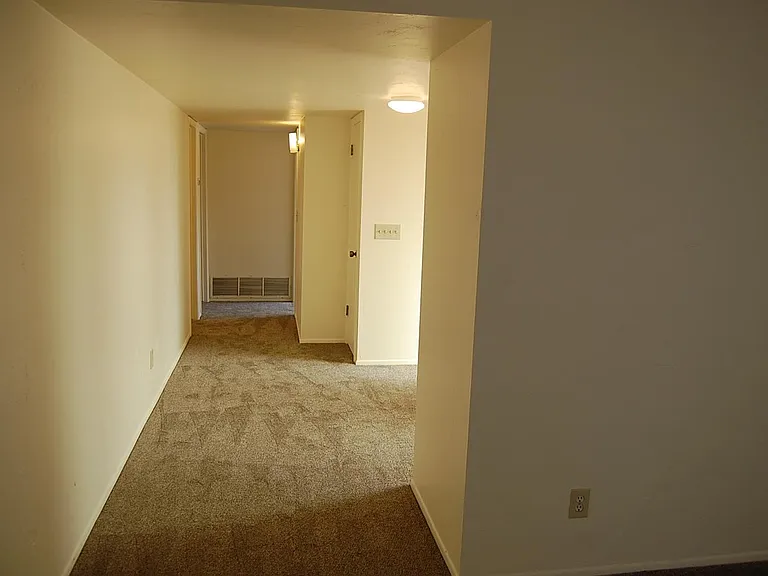 101 E El Limon — Photo 7