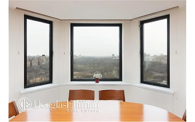 Rented by Douglas Elliman | media 33