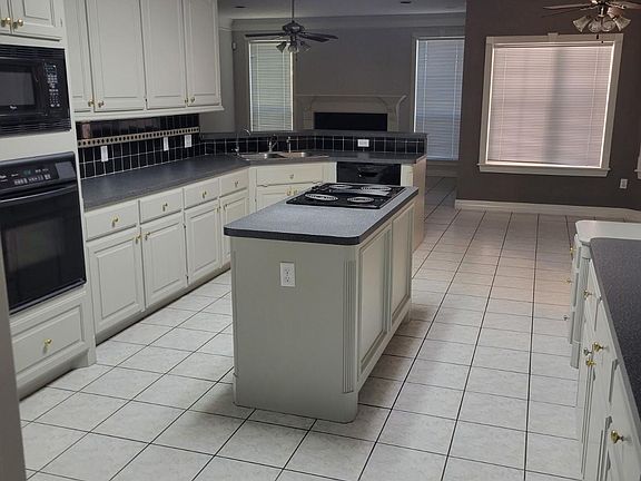 3rd image of 5013 Maidstone Ct