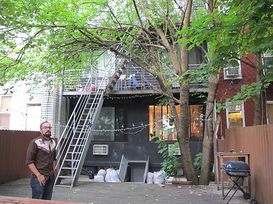 Rented by Zone Corp | media 14