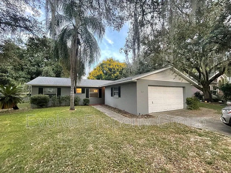 3 bed, 2.0 bath, 1196 sqft, $1,750 — Photo 4