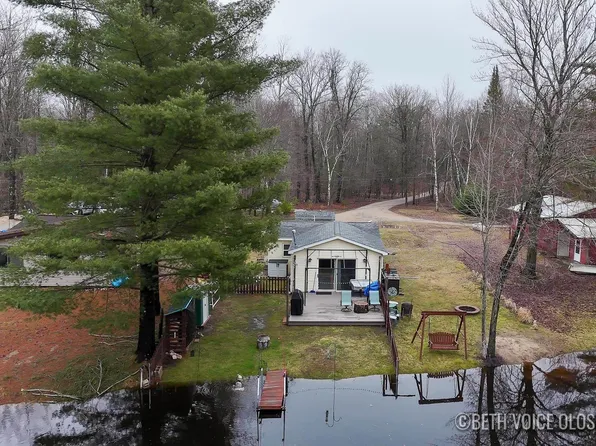 6206 S Dorr Rd, Falmouth, MI 49632