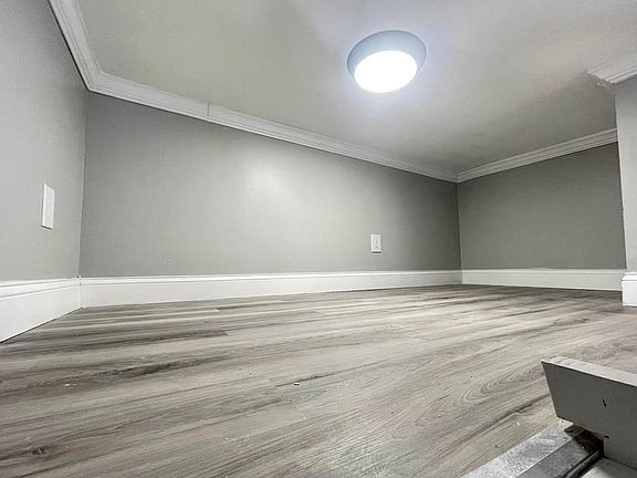 4th image of 1870 Kennedy Blvd #4E
