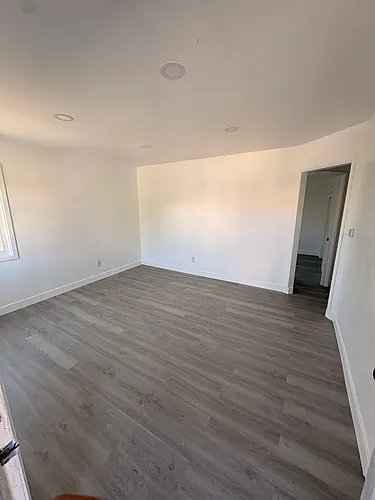 5402-08 Churchward St #5406 Photo 1
