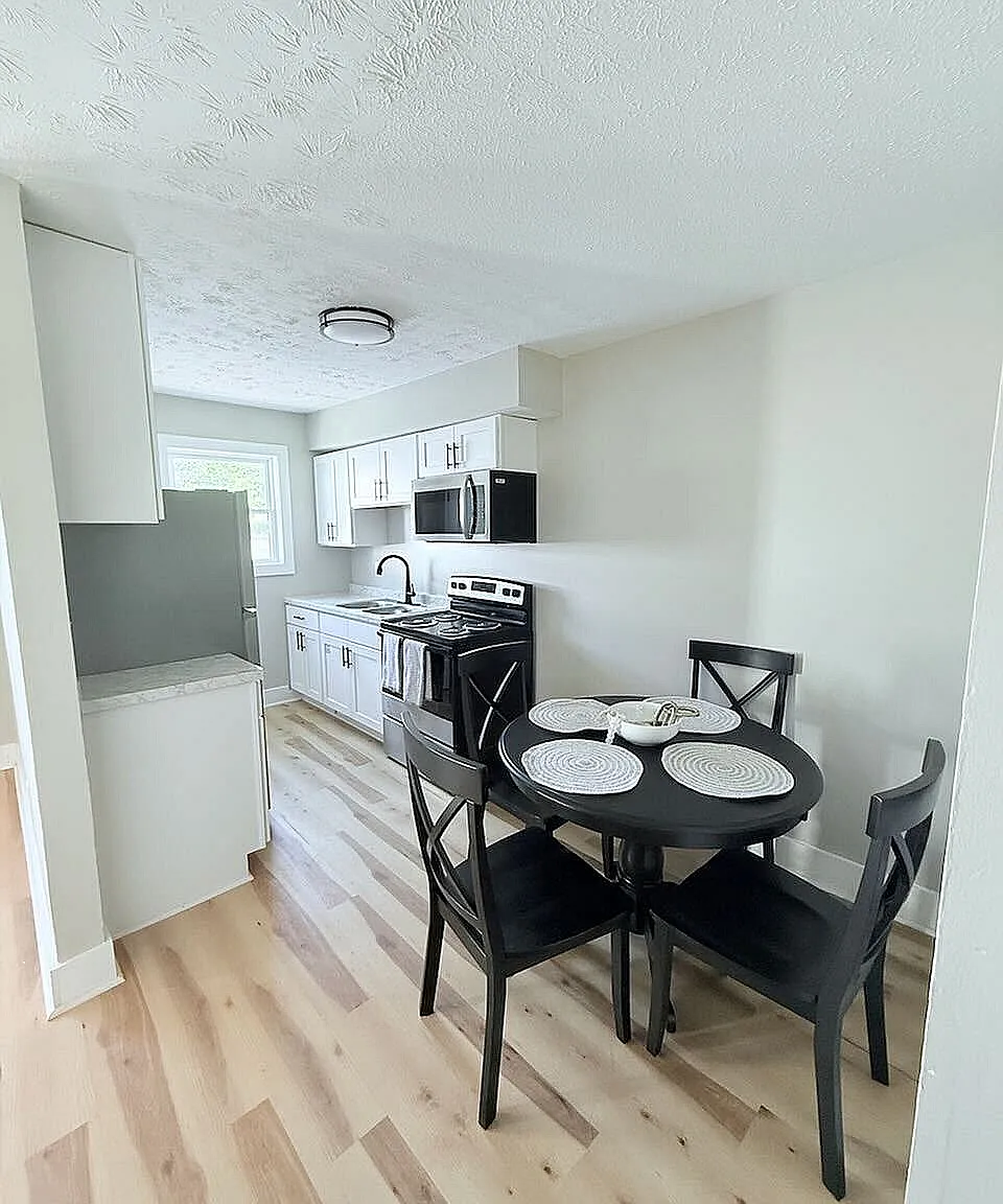 Vista West III — Photo 3