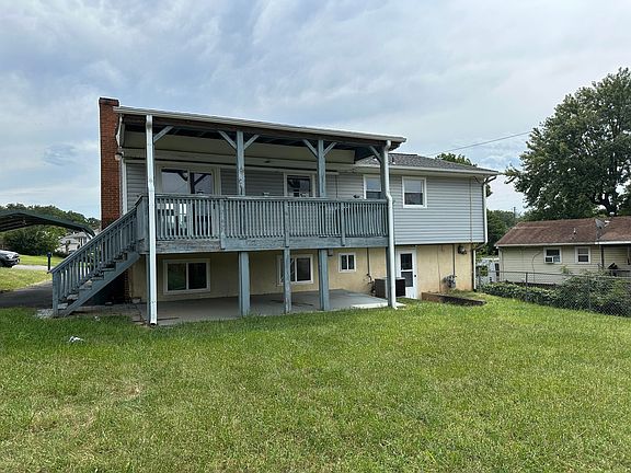 4th image of 929 Citadel Ln
