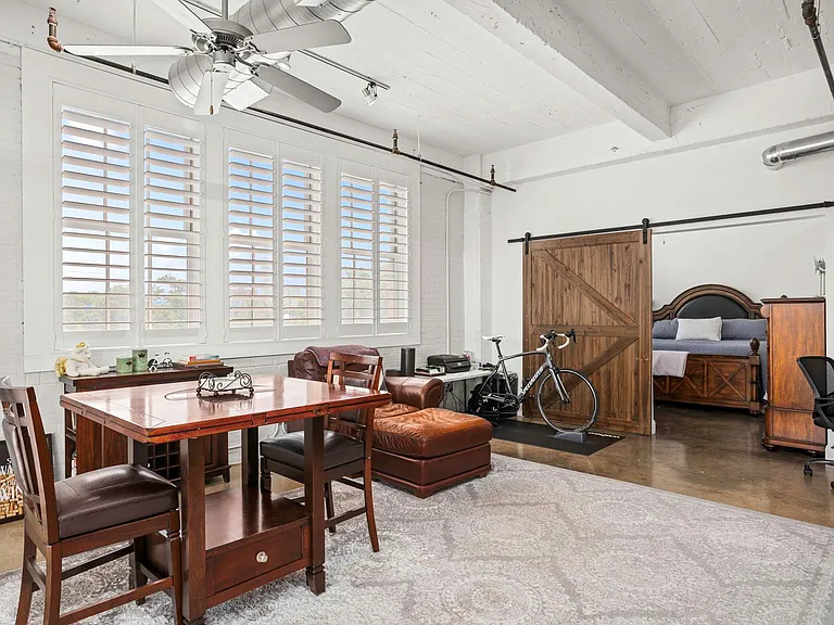 831 S Flores St #2201 — Photo 7