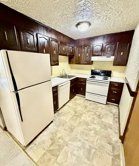75 Winthrop St #24 — Photo 3