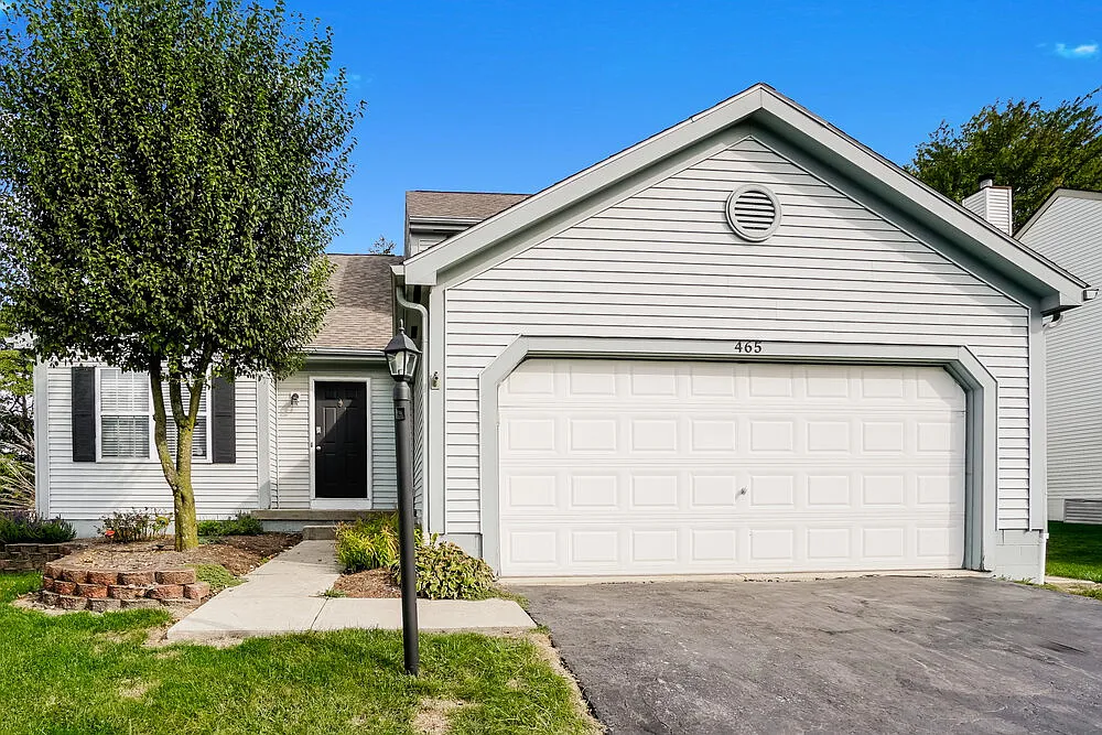 3 bed, 2.5 bath, 1798 sqft, $2,540 — Photo 1