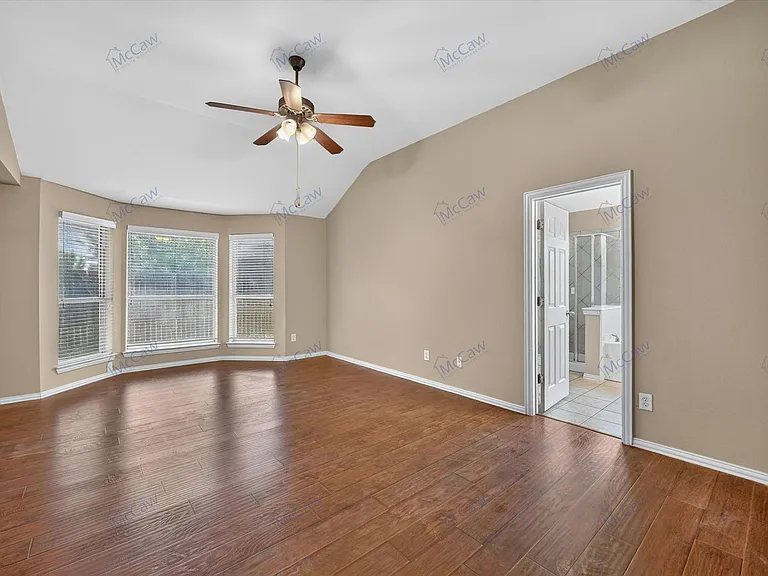 9068 Weller Ln — Photo 9