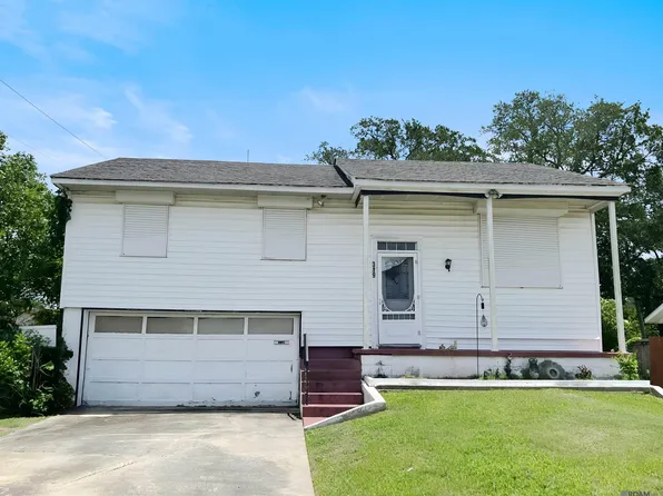 319 Amapola Cir, Terrytown, LA 70056