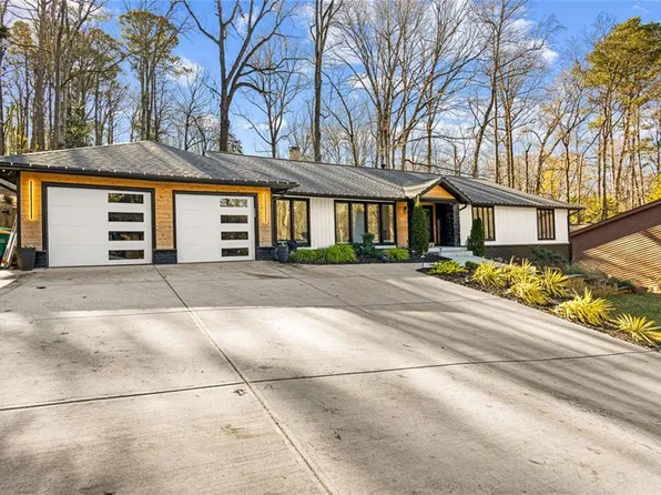 915 Lost Forest Dr, Sandy Springs, GA 30328