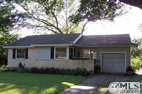 1st image of 10115 Pinecrest Dr