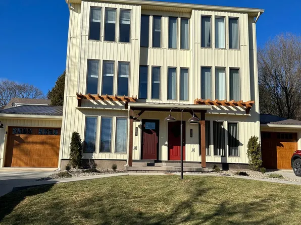 129 S Beckman Dr, Altoona, PA 16602