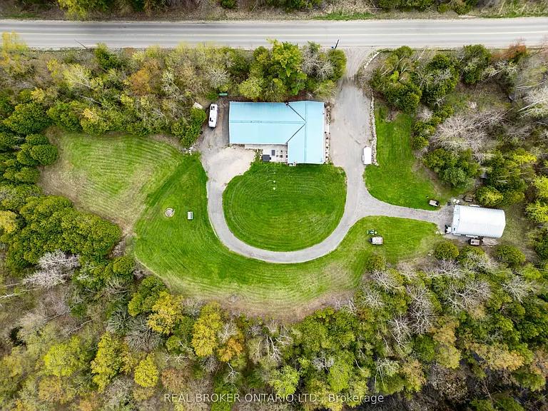 4589 Watson Rd S — Photo 40