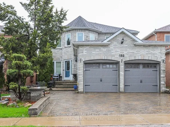 132 Larratt Ln, Richmond Hill, ON L4C 0E6