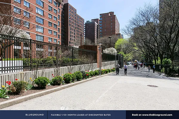 Rented by The Blueground | media 36