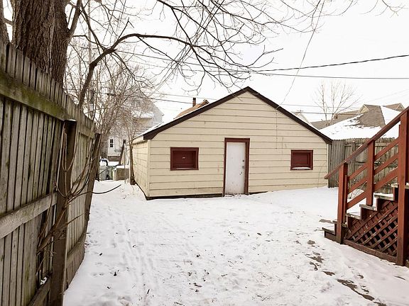 5th image of 2339 South 9th STREET