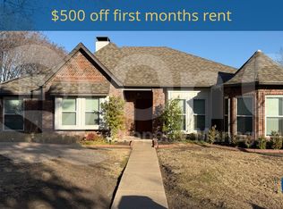 18716 Sagewood Dr, Dallas, TX 75252