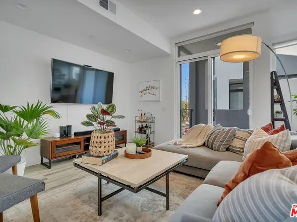 3301 Aria Ln, Los Angeles, CA 90034