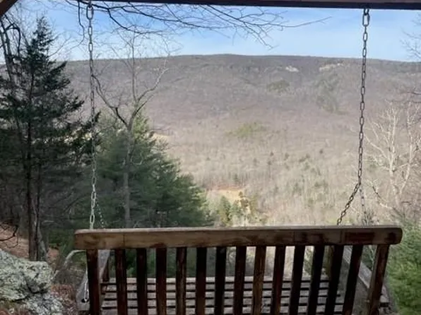 Reeds Creek Rd #8, Franklin, WV 26807